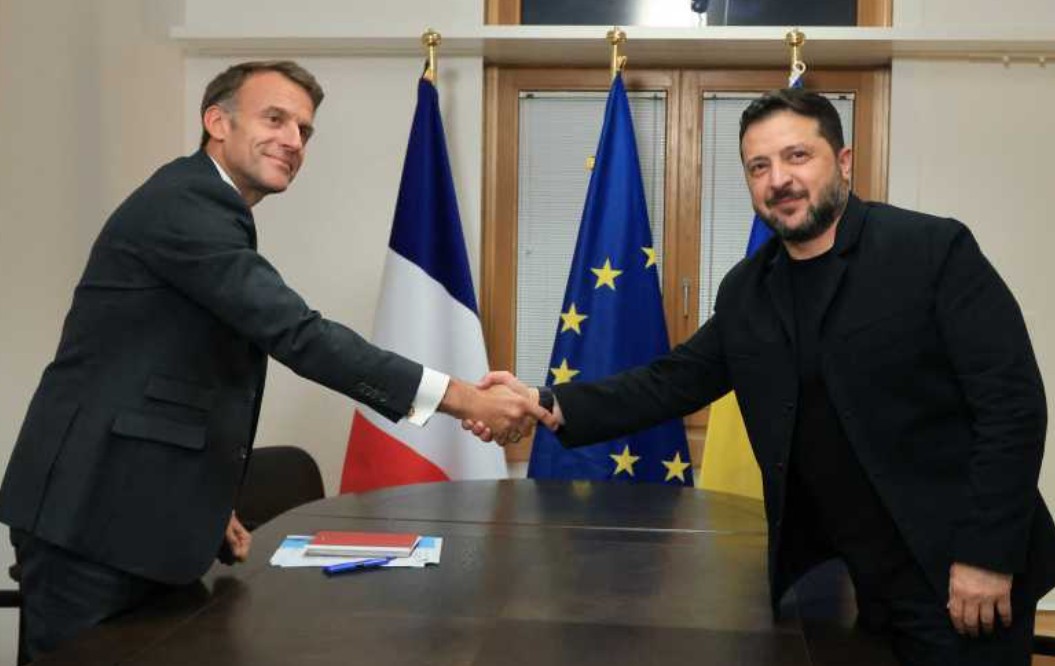 Macron: Ucraina trebuie să primească toate mijloacele necesare pentru a se apăra de Rusia