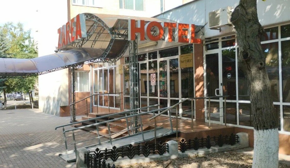 Hotelul „Zarea” din Chișinău, scos la licitație pentru 106 milioane de lei. Statul vrea să vândă și alte trei active