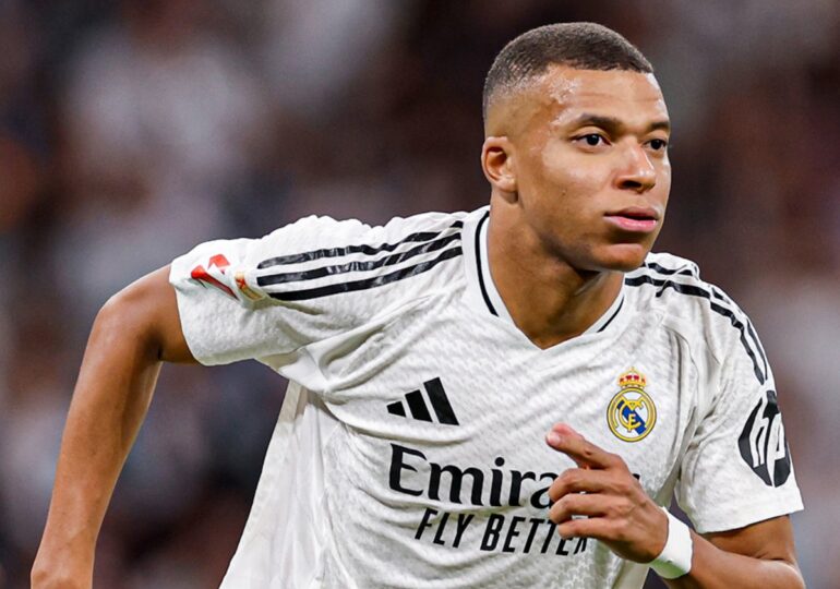 Kylian Mbappe, desemnat cel mai bun fotbalist al sezonului