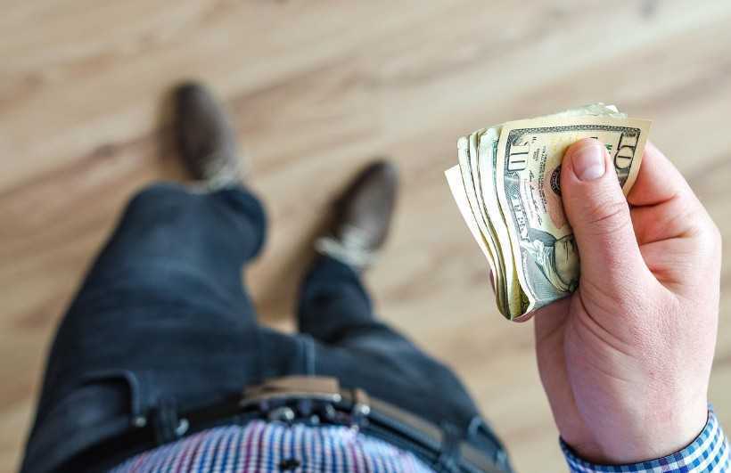 Moldova se împrumută cu peste 30 de milioane de lei pe zi. Datoria internă a ajuns la 60,18 miliarde de lei